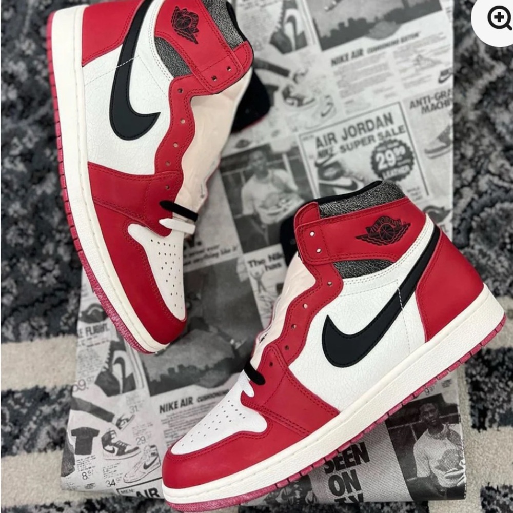Air Jordan 1 Retro High OG Chicago Lost & Found sneakers
